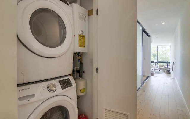Luxury San Diego Loft wParking