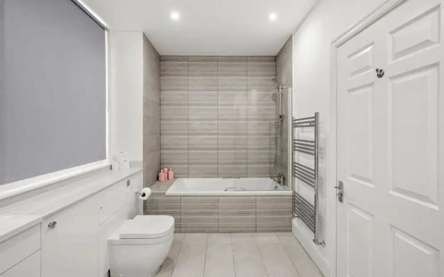Flat 1 Beauchamp Place