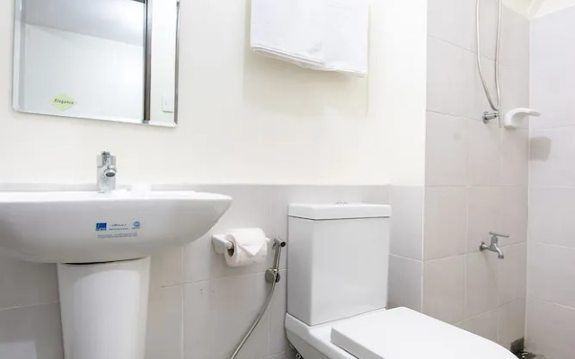 Oyo 445 Vinia Residences by Filinvest