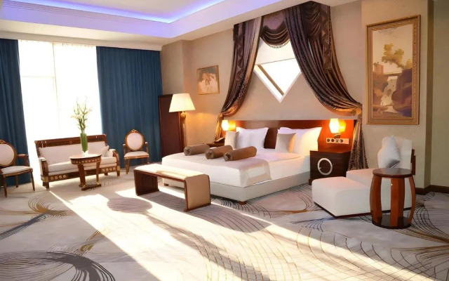 Курортный отель Mariana Trench Hotel and SPA