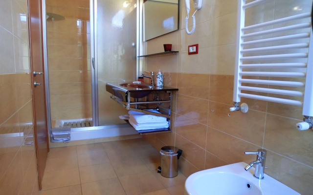 Hotel Ester