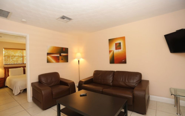 Lauderdale Villas, Suites by the Sea