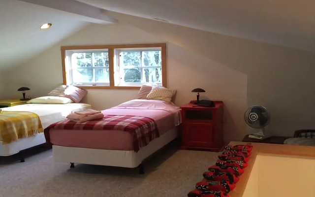 Inner Harbor Retreat - Four Bedroom Home