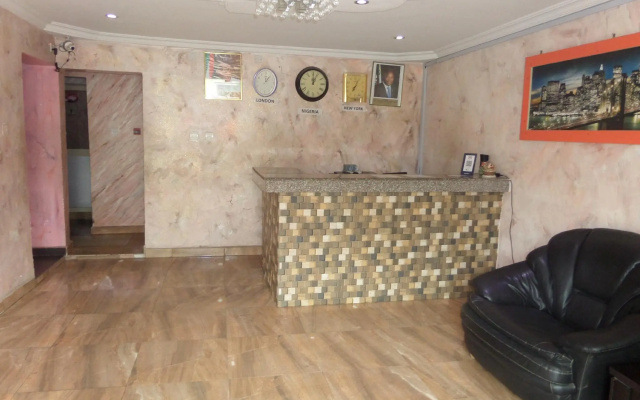 Bavidi Hotel