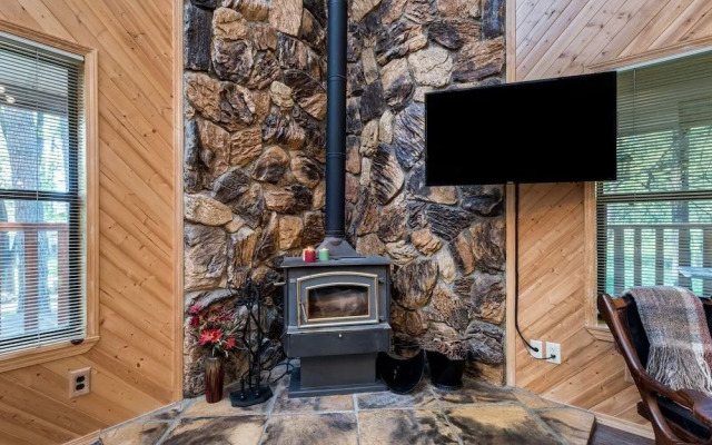 Sleepy Hollow on the River by Ruidoso Vacation Rentals