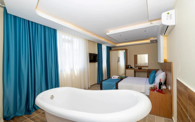 Diamond luxury Hotel