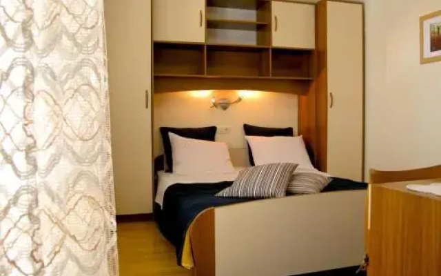 House Rozi
