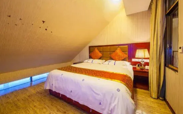 Huishui Chenxin Holiday Hotel