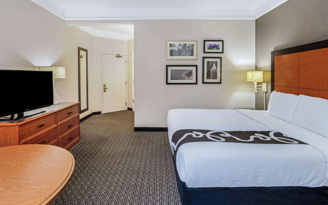 La Quinta Inn & Suites by Wyndham Birmingham Hoover