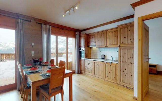 Modern Apartment in Prime Location