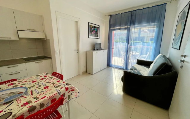 Flat With Garden Near the Beach