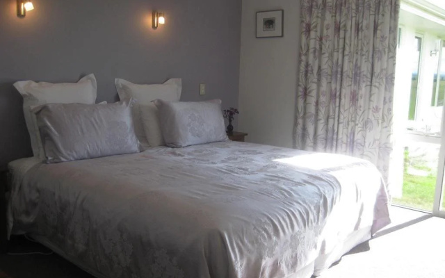Solace Country House Bed and Breakfast