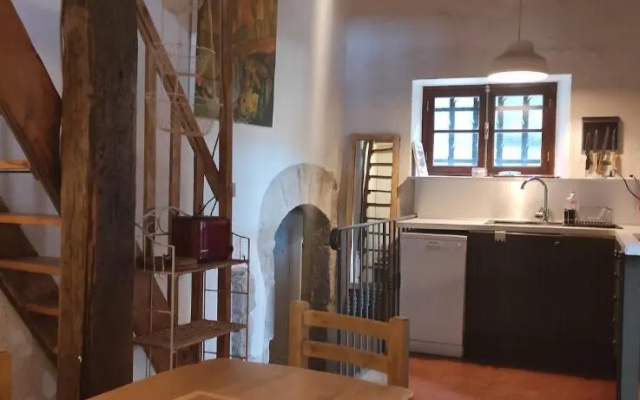maison pierre et voute au c ur du village