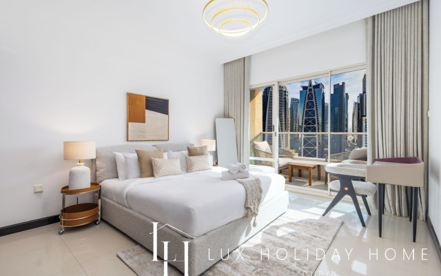 LUX The 02 Residences JLT Suite