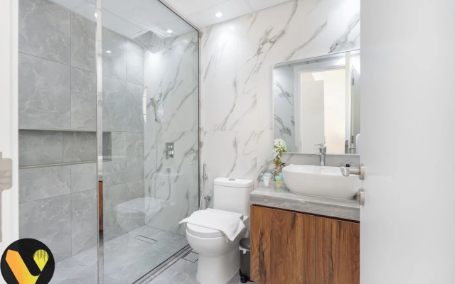 Vogue | Springs Villa Emirates Hills close to Mall of the Emirates | Ski Dubai