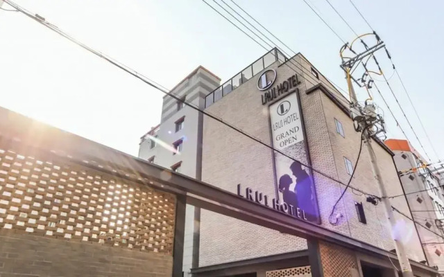 Lrui Motel