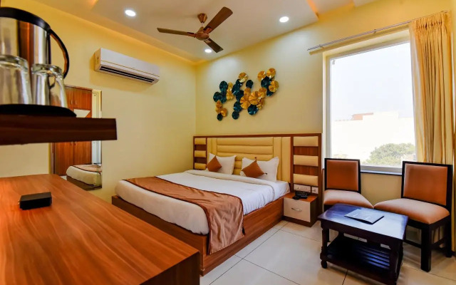 Hotel Purple Orchid
