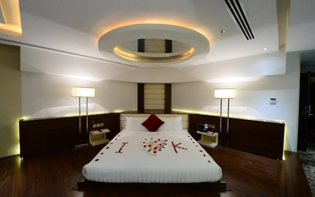 Mira Business Hotel