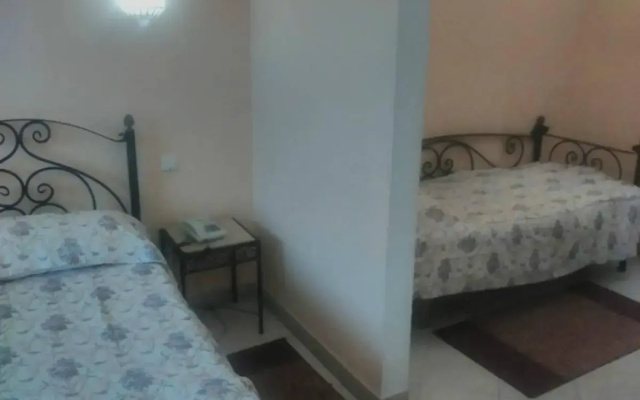 Ariha Hotel