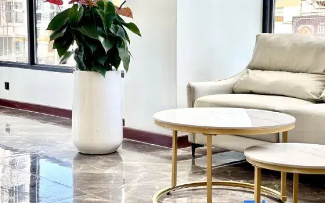 SKY HOTEL Sihanoukville - Cinema Rooms & Apartments - FREE LAUNDRY