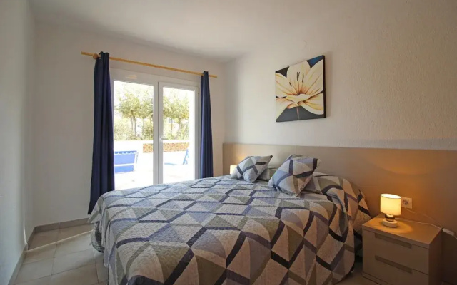 Modern Family Apartment Near Beach