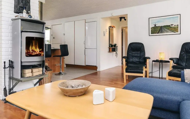 6 Person Holiday Home in Lokken-by Traum