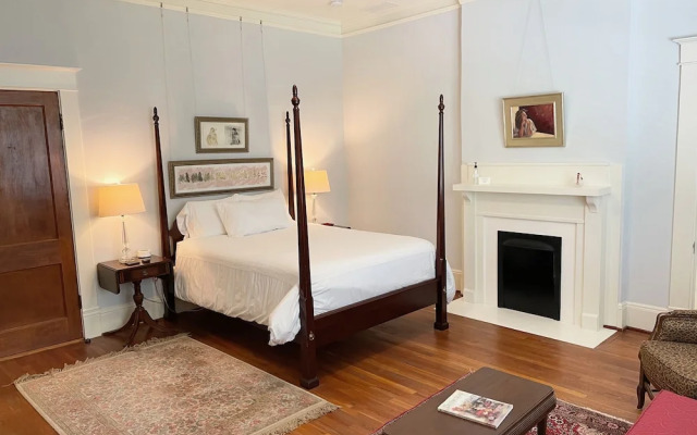 The Gillen House Bed & Breakfast