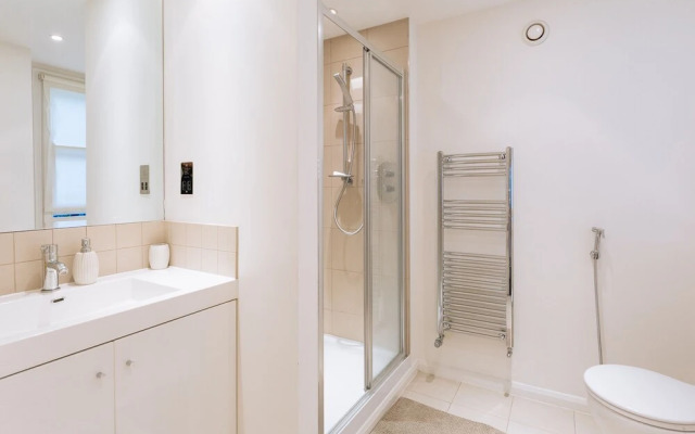 Mayfair Guesthouse