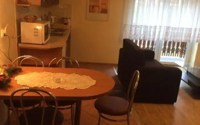 Apartament Stroma 4