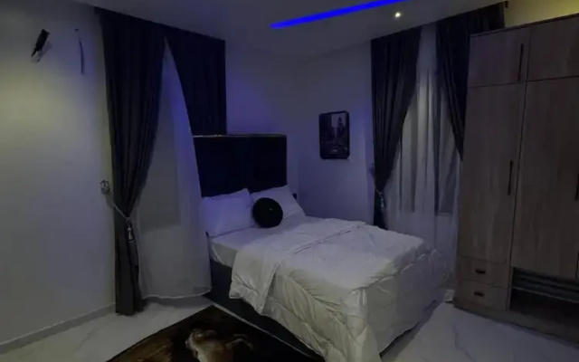 Kozy Apartment & Lounge
