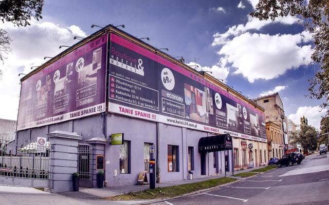 Отель Boutique Hostel Польша, Лодзь - 1 отзыв об отеле, цены и фото номеров - забронировать отель Boutique Hostel онлайн вид на фасад