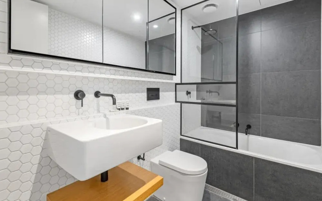 Stylish & Spotless 2-bed Apartment in St Kilda