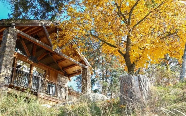 Hayden Lake Estate