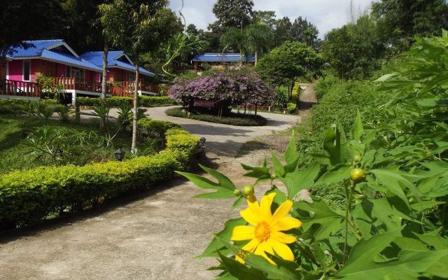 Phuchomjan Resort