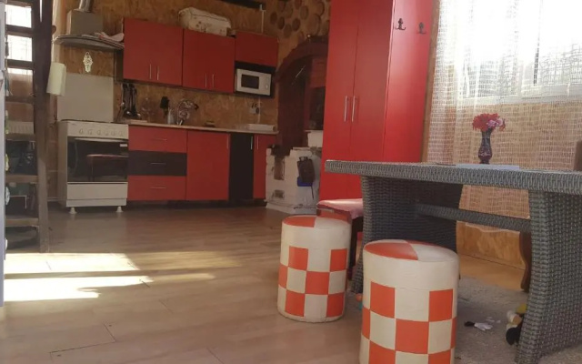 Casa Bradu Sharing Home