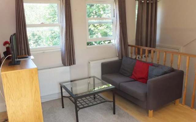 Brackenbury Serviced Apartments