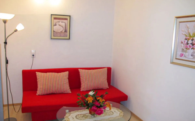 Five-Bedroom Holiday Home in Rovanjska