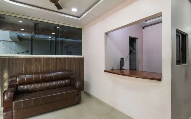 OYO 15011 Blue Homes