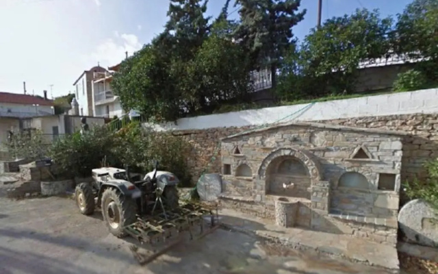 Big family house in Mesochoria village