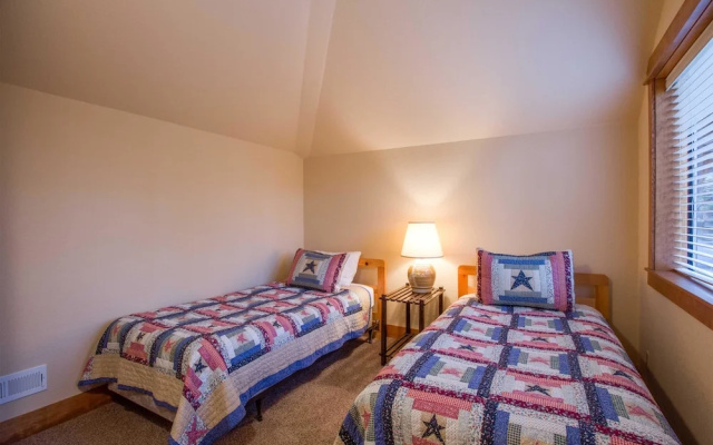 Tan Oak 38