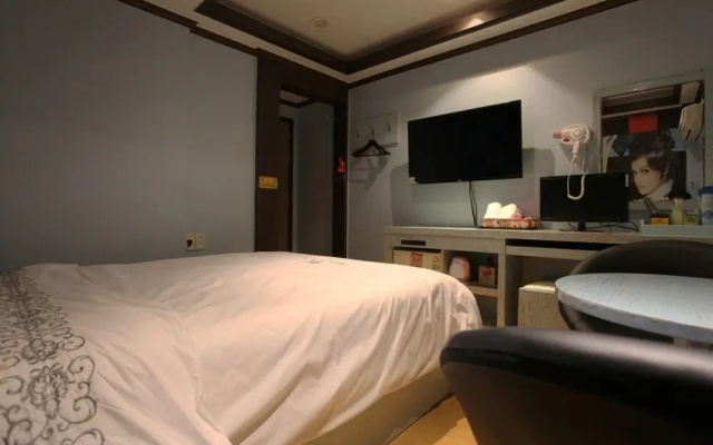 Osan the Rest Hotel