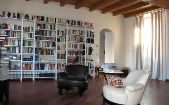 Casa Della Seta