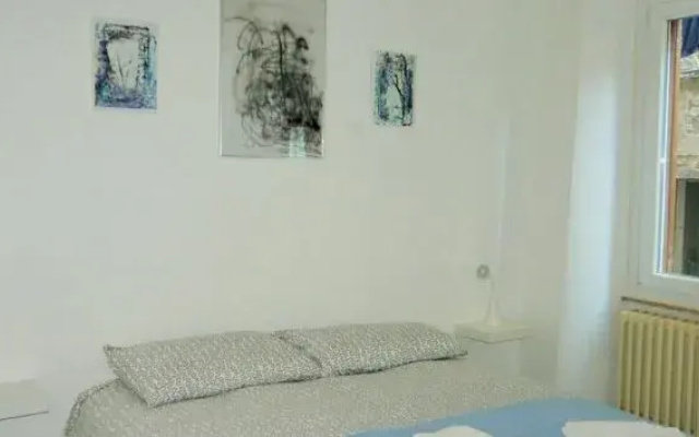 Break  Bed