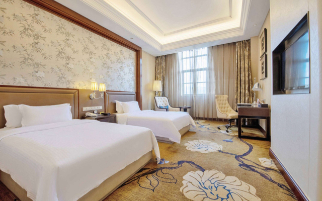 Days Hotel By Wyndham Logan City Huizhou