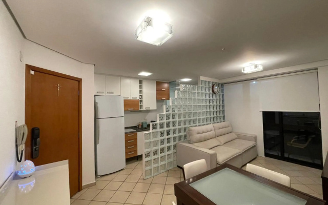 Apartamento encantador com piscina e garagem