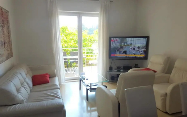 Apartments Laus