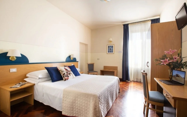 Aramis Deluxe Rooms