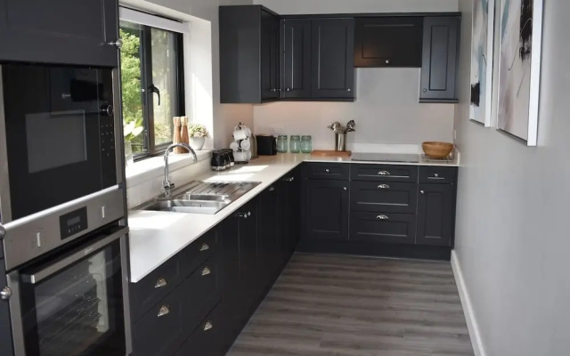The View, Charming 2-bed Apartment in Shaftesbury,
