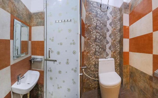 FabHotel Shri Ram Kashi