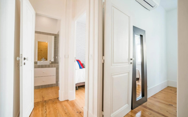 JOIVY Gorgeous 3BR home w/balcony nearby Time Out Market